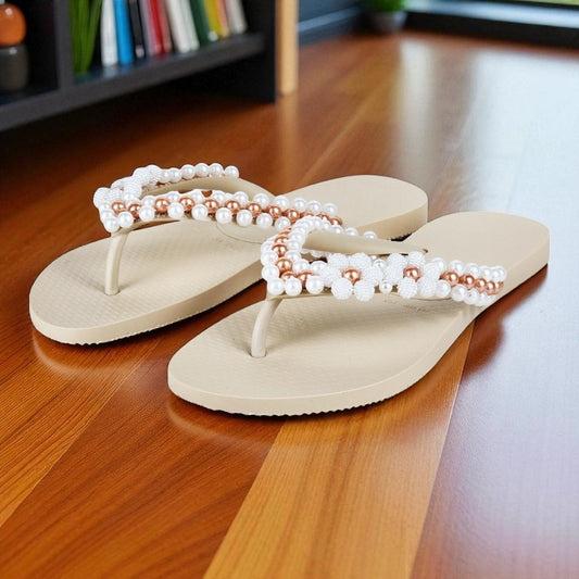 Pearl-inspired white design with soft detailing